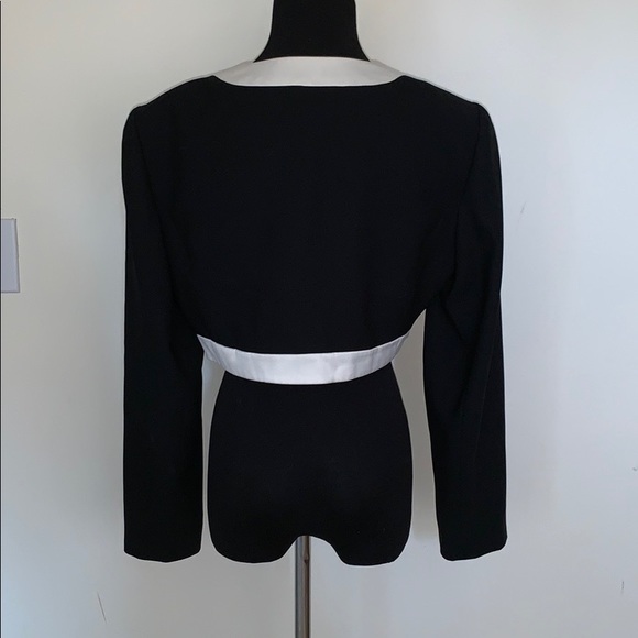 Liz Claiborne Cropped Blazer Jacket - Picture 2 of 3